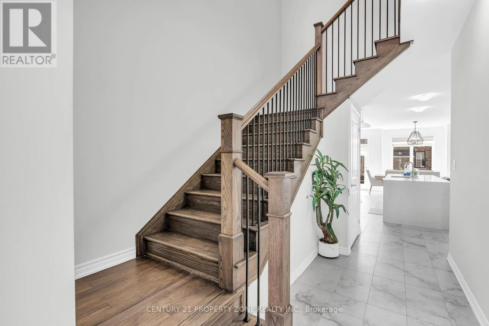 18 CLOUDBERRY STREET