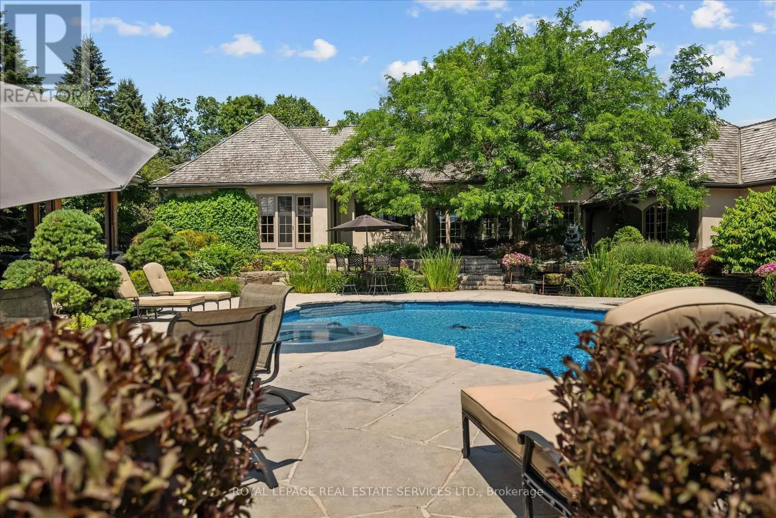 10090 PINEVIEW TRAIL
