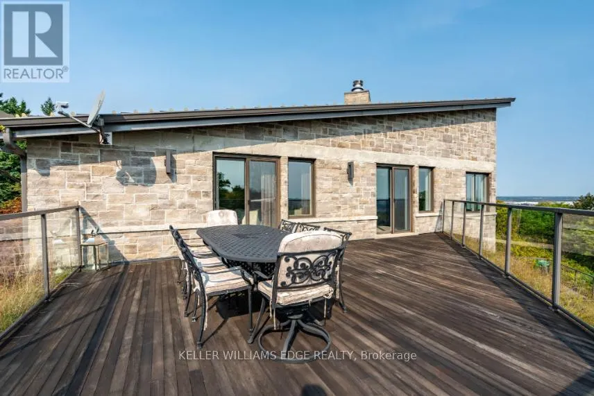 5500 STEELES AVENUE W