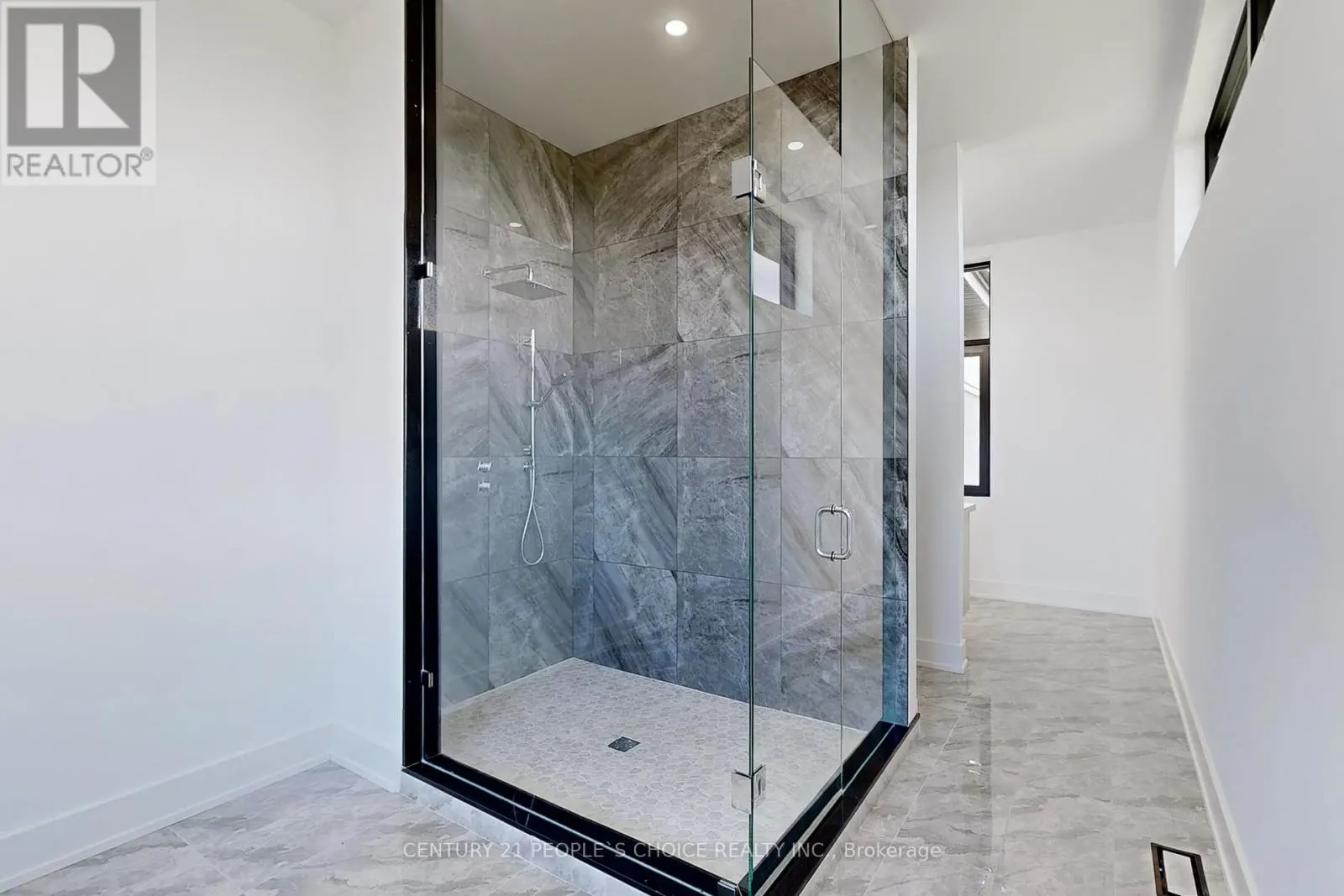 14 SUGARBUSH COURT