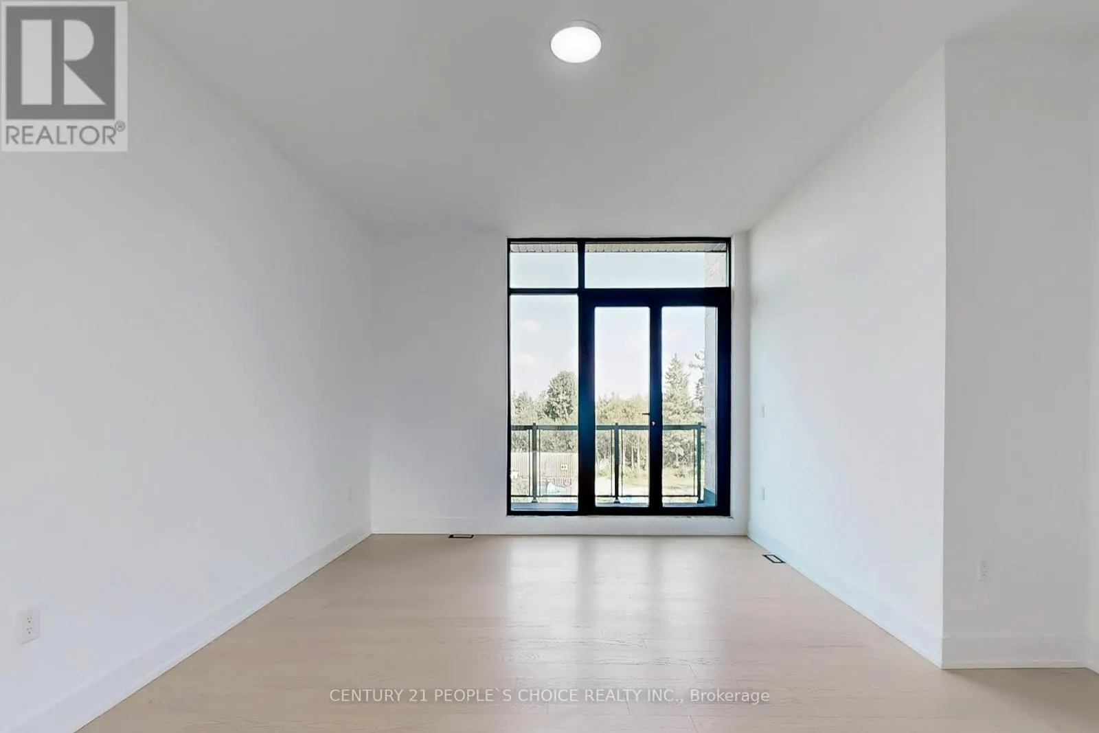 14 SUGARBUSH COURT