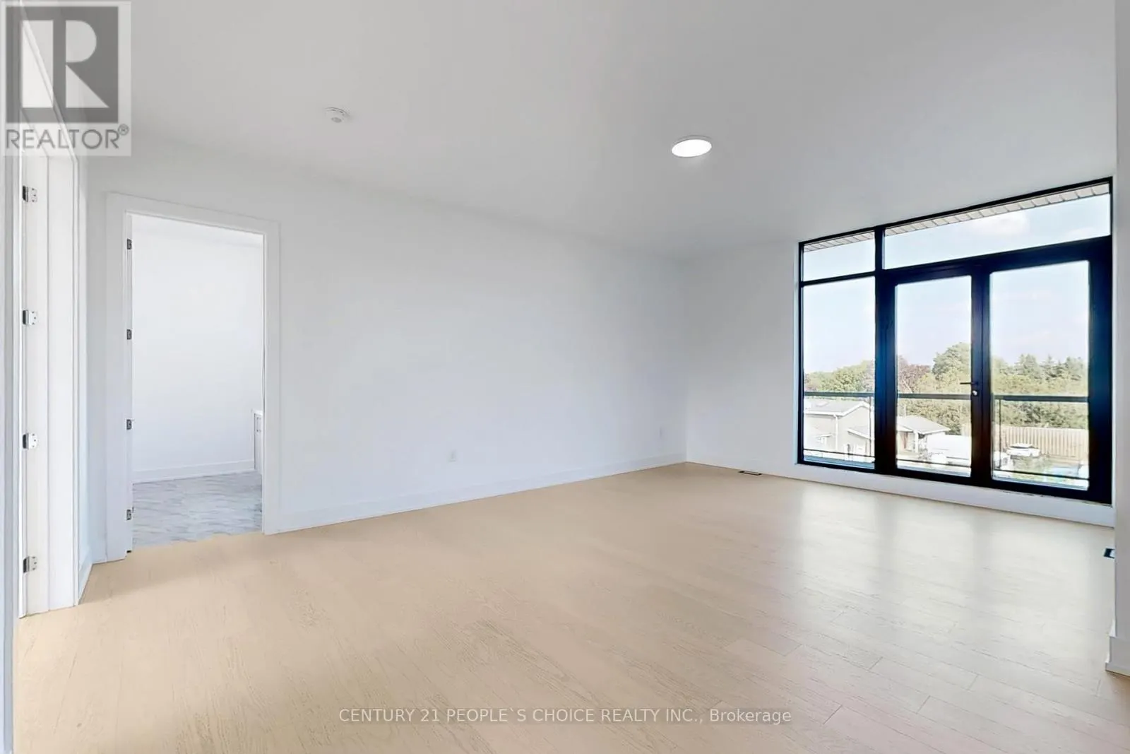 14 SUGARBUSH COURT