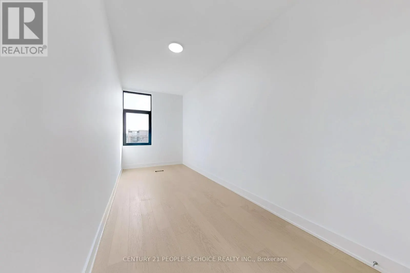 14 SUGARBUSH COURT