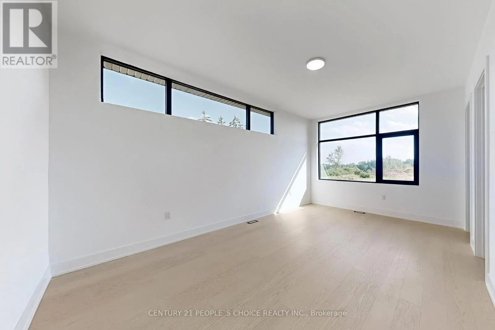 14 SUGARBUSH COURT