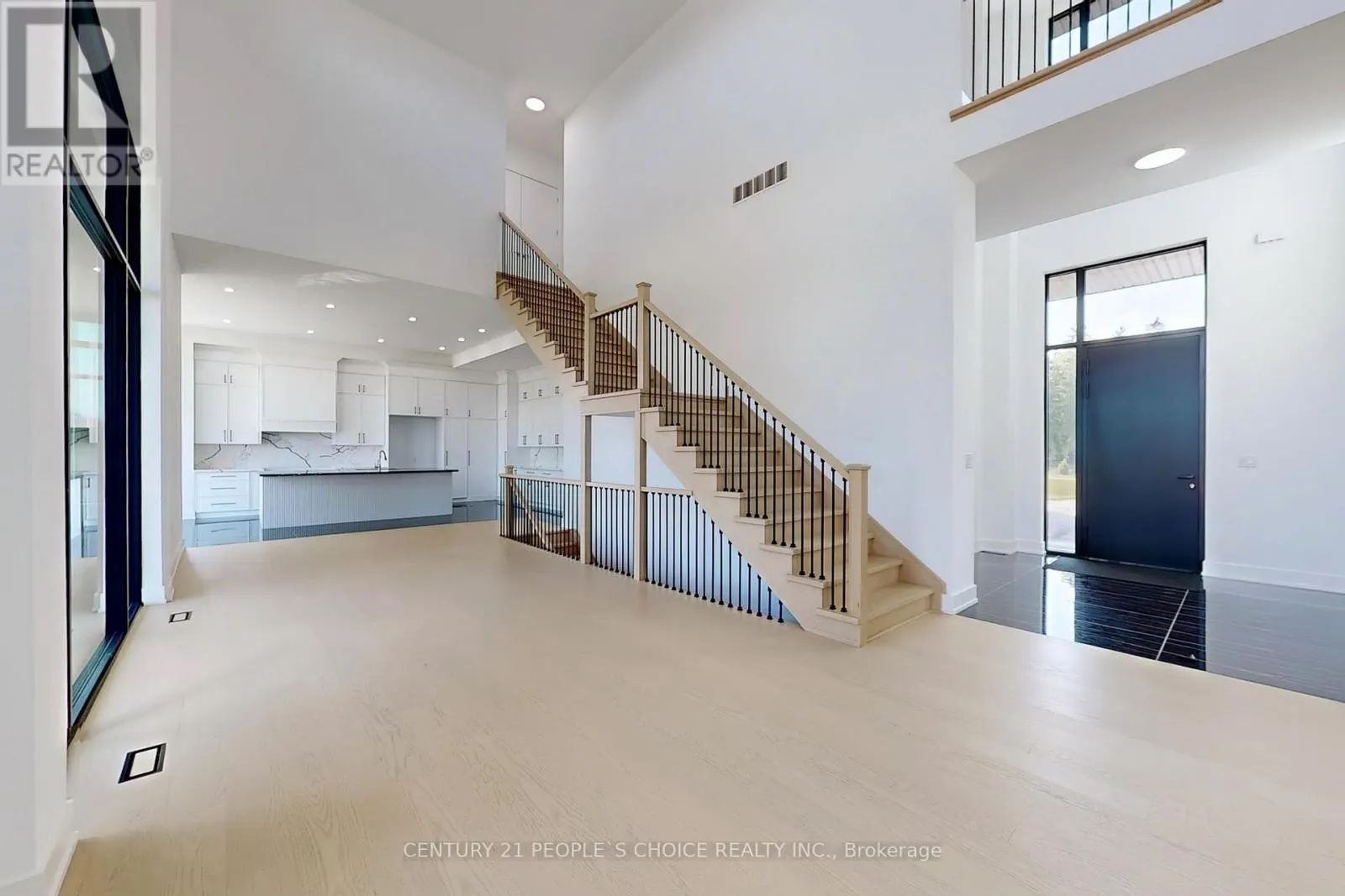 14 SUGARBUSH COURT