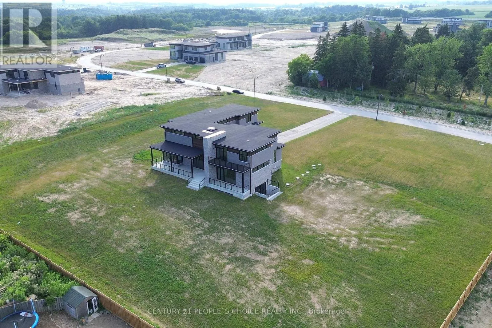 14 SUGARBUSH COURT