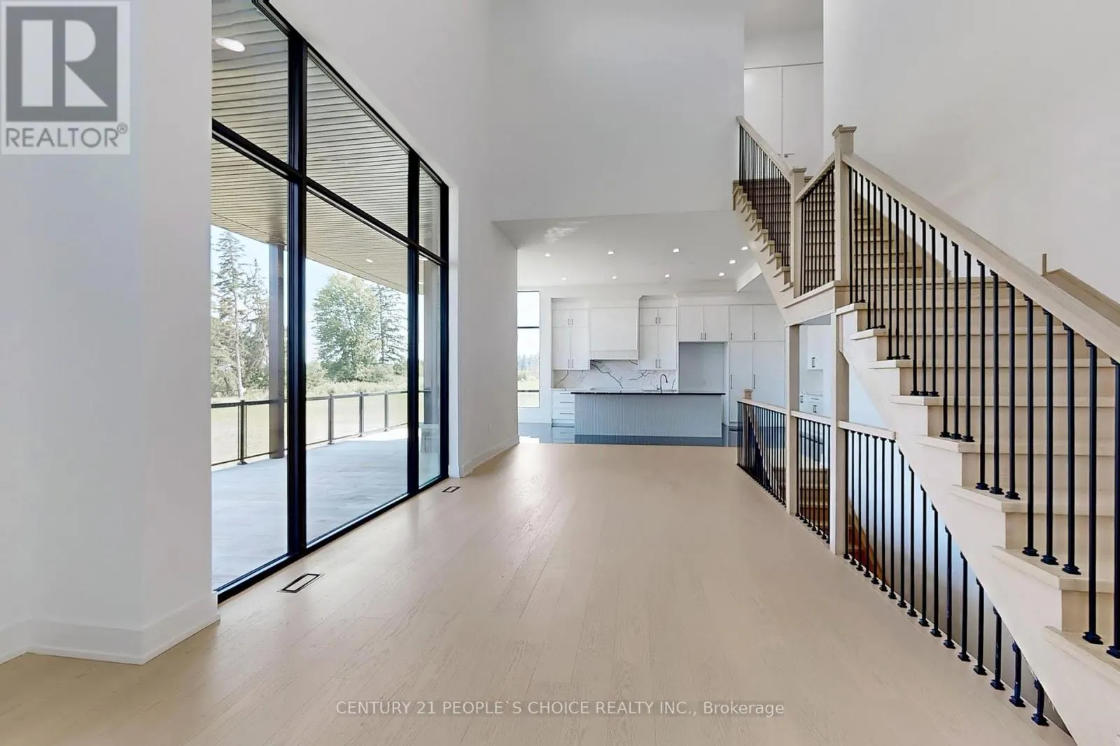 14 SUGARBUSH COURT