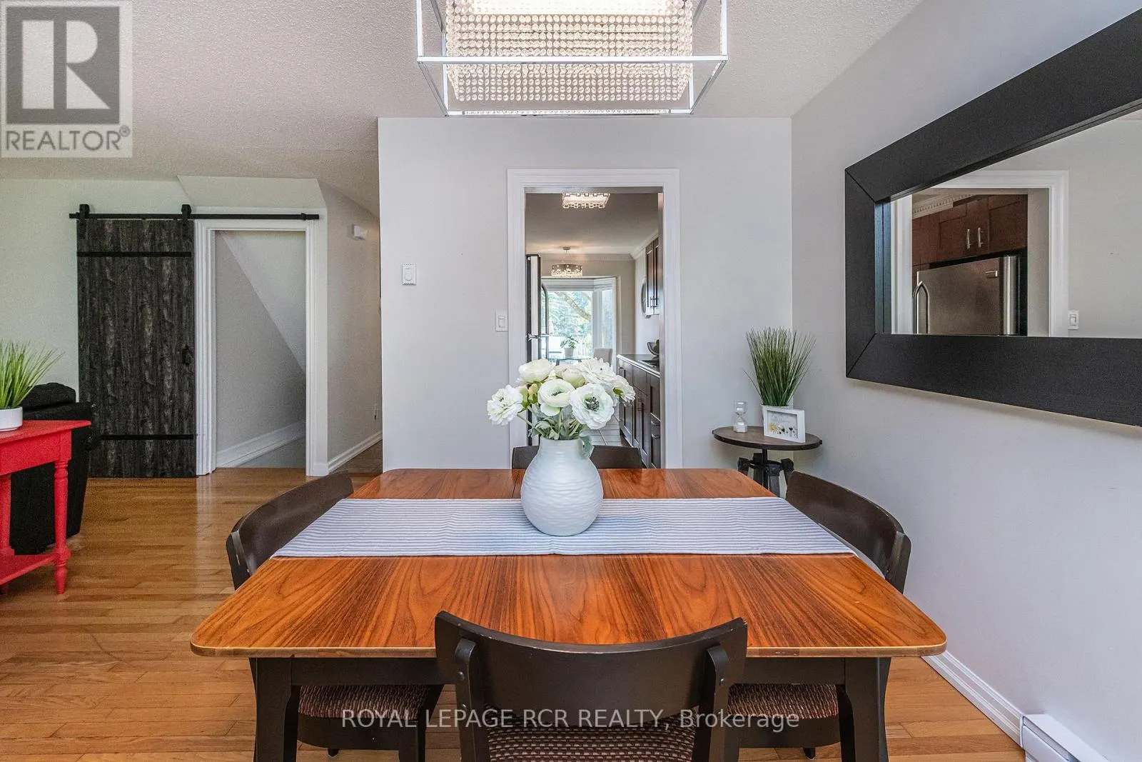 39 - 31 PARKVIEW DRIVE