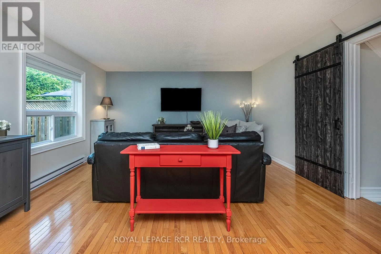 39 - 31 PARKVIEW DRIVE