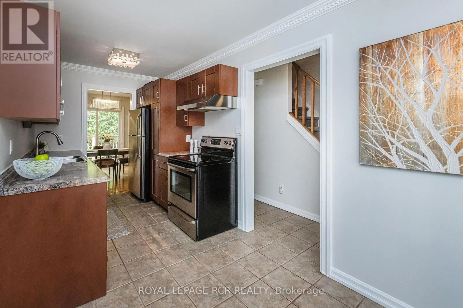 39 - 31 PARKVIEW DRIVE