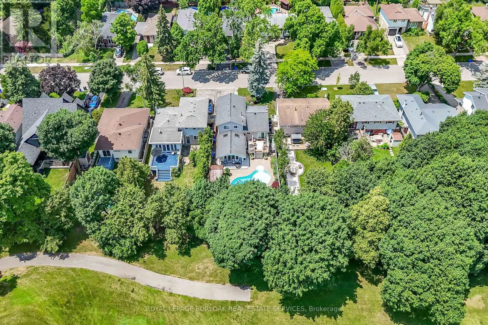 92 OSBORNE CRESCENT