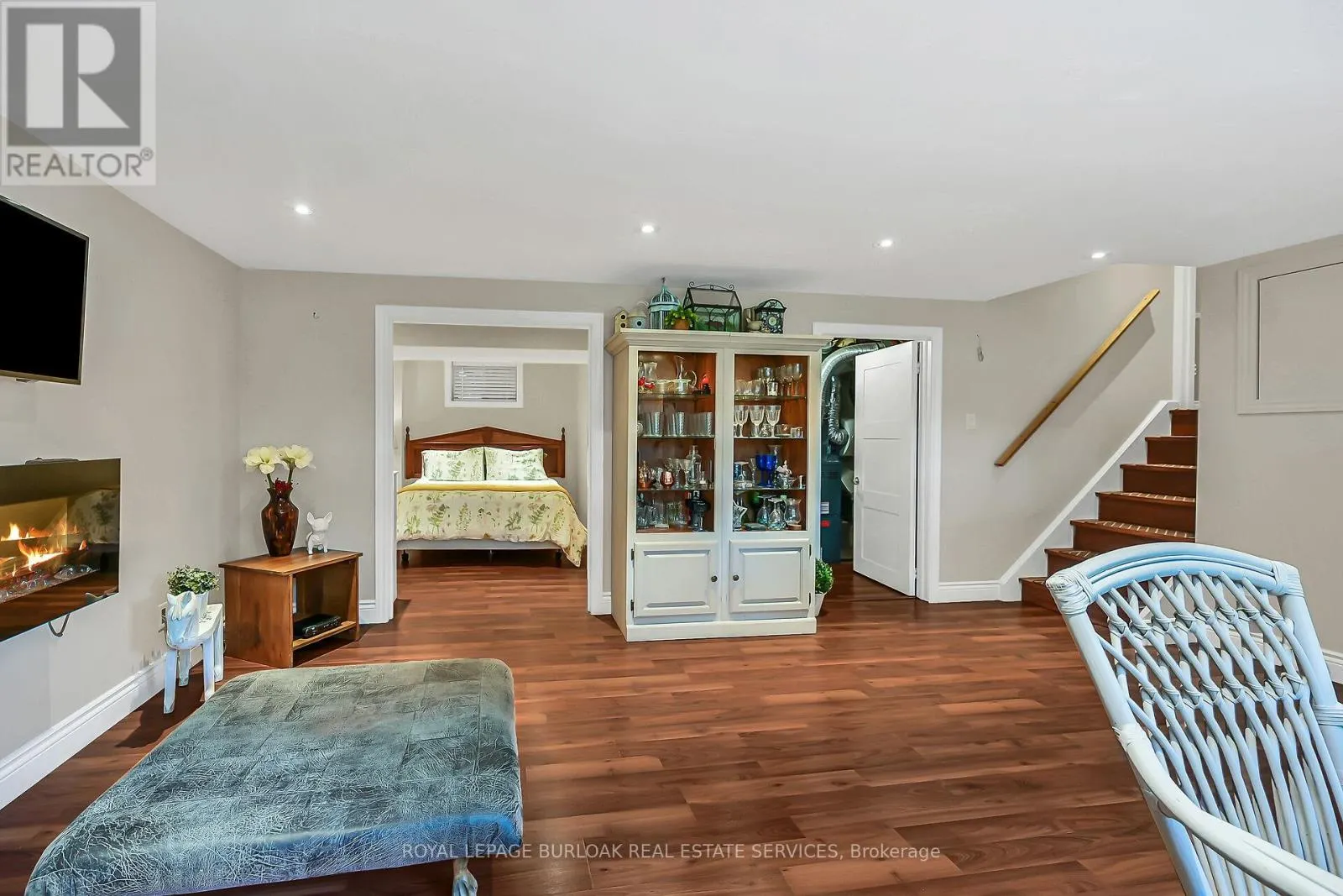 92 OSBORNE CRESCENT