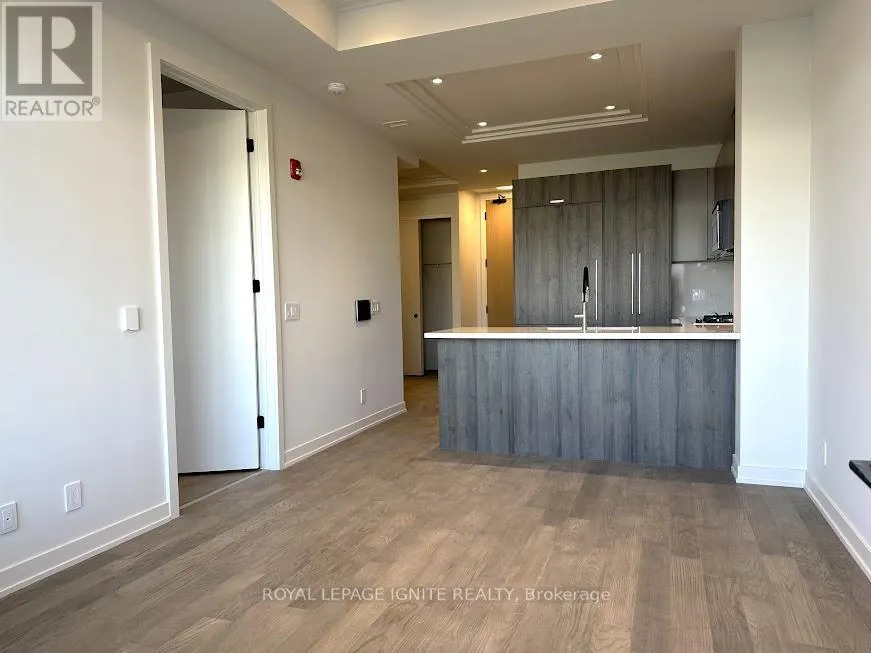 306 - 123 MAURICE DRIVE