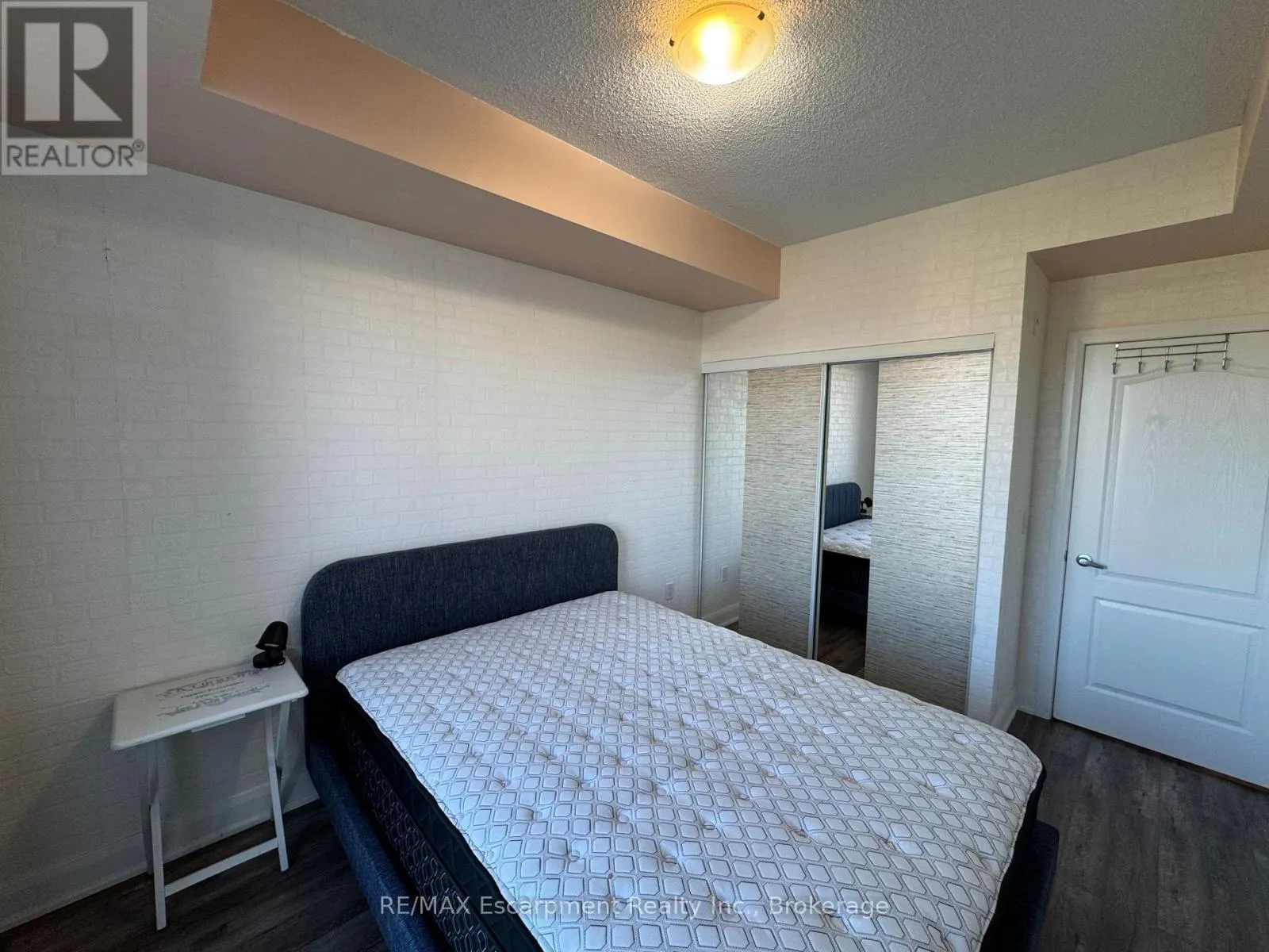 210 - 2470 PRINCE MICHAEL DRIVE, #210