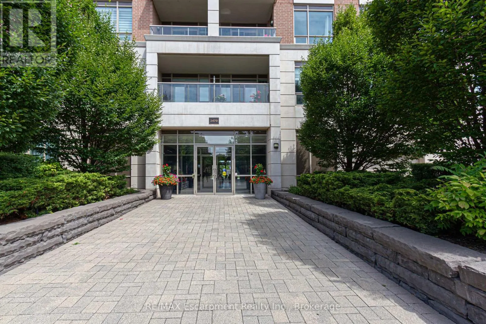 210 - 2470 PRINCE MICHAEL DRIVE, #210