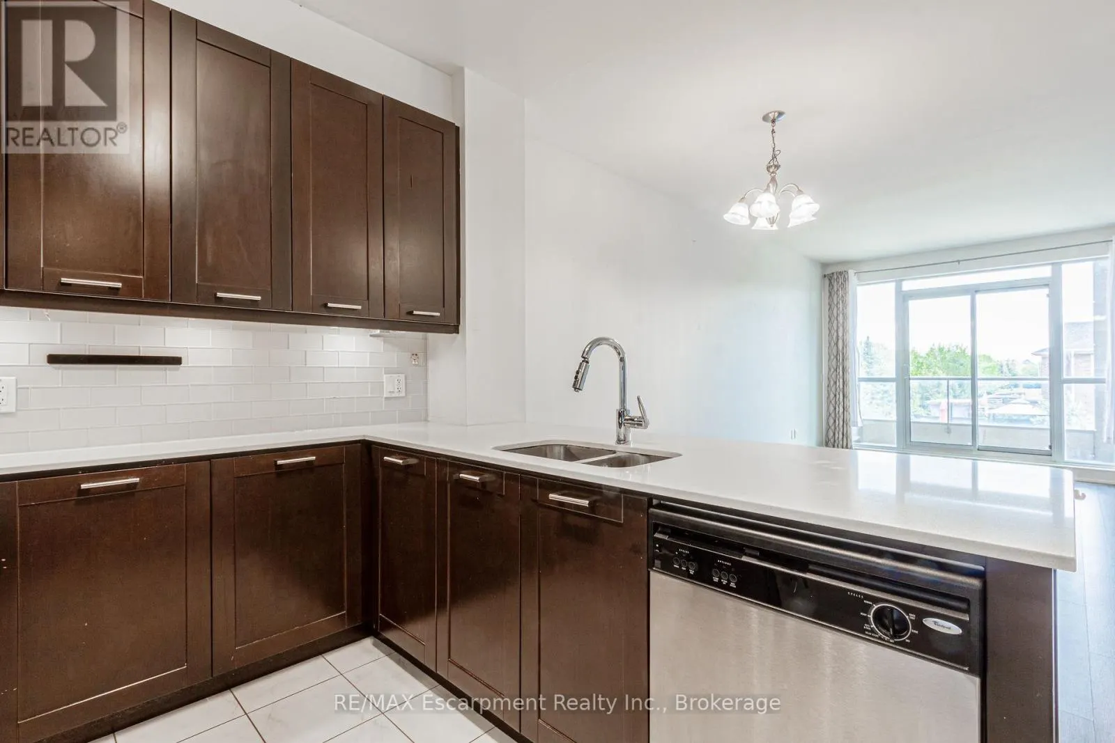 210 - 2470 PRINCE MICHAEL DRIVE, #210