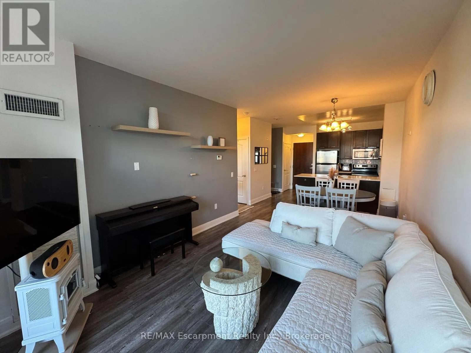 210 - 2470 PRINCE MICHAEL DRIVE, #210