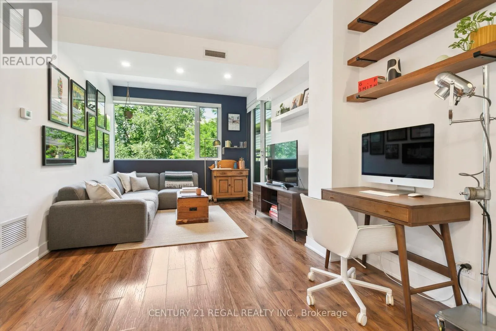 312 - 25 RITCHIE AVENUE