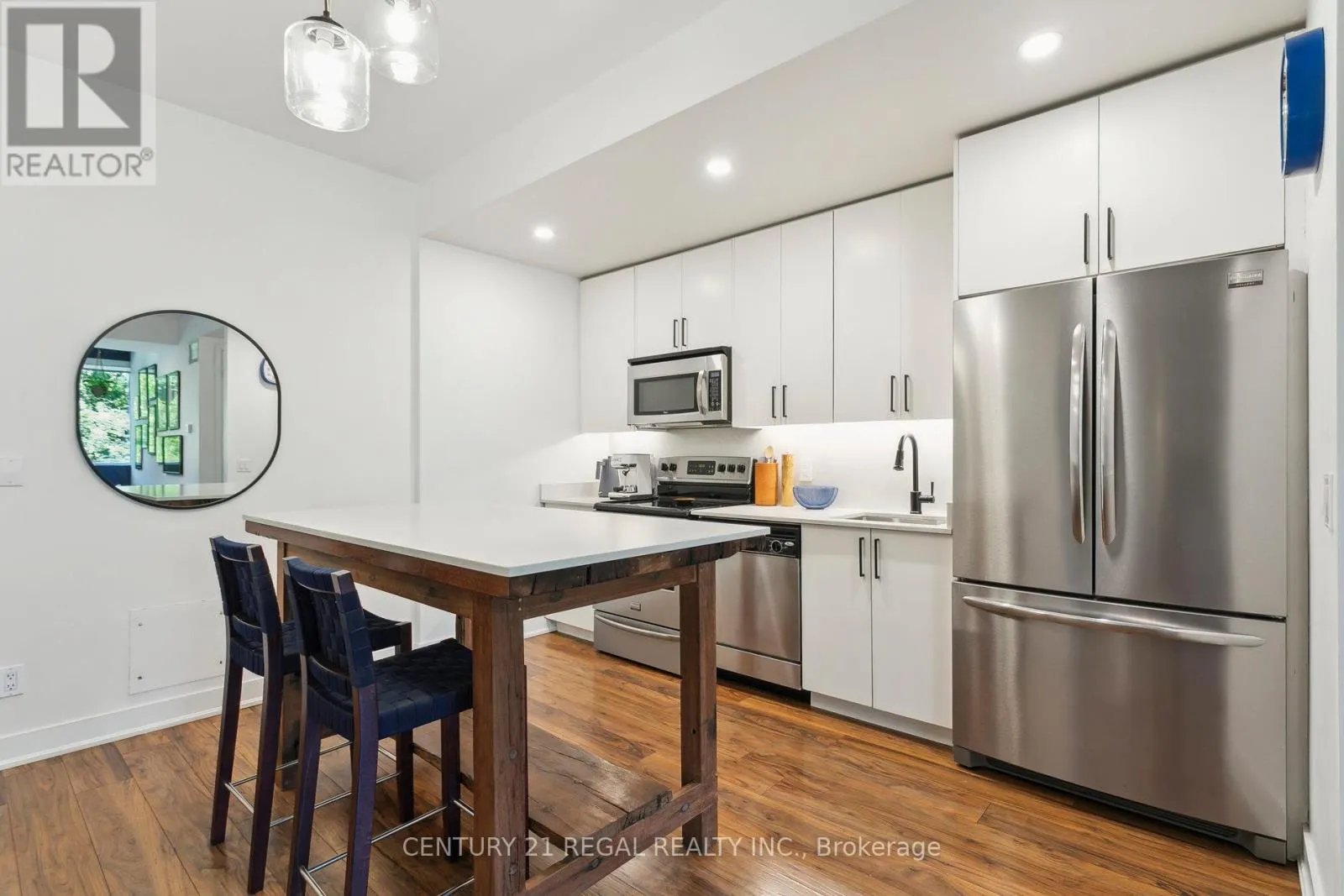 312 - 25 RITCHIE AVENUE