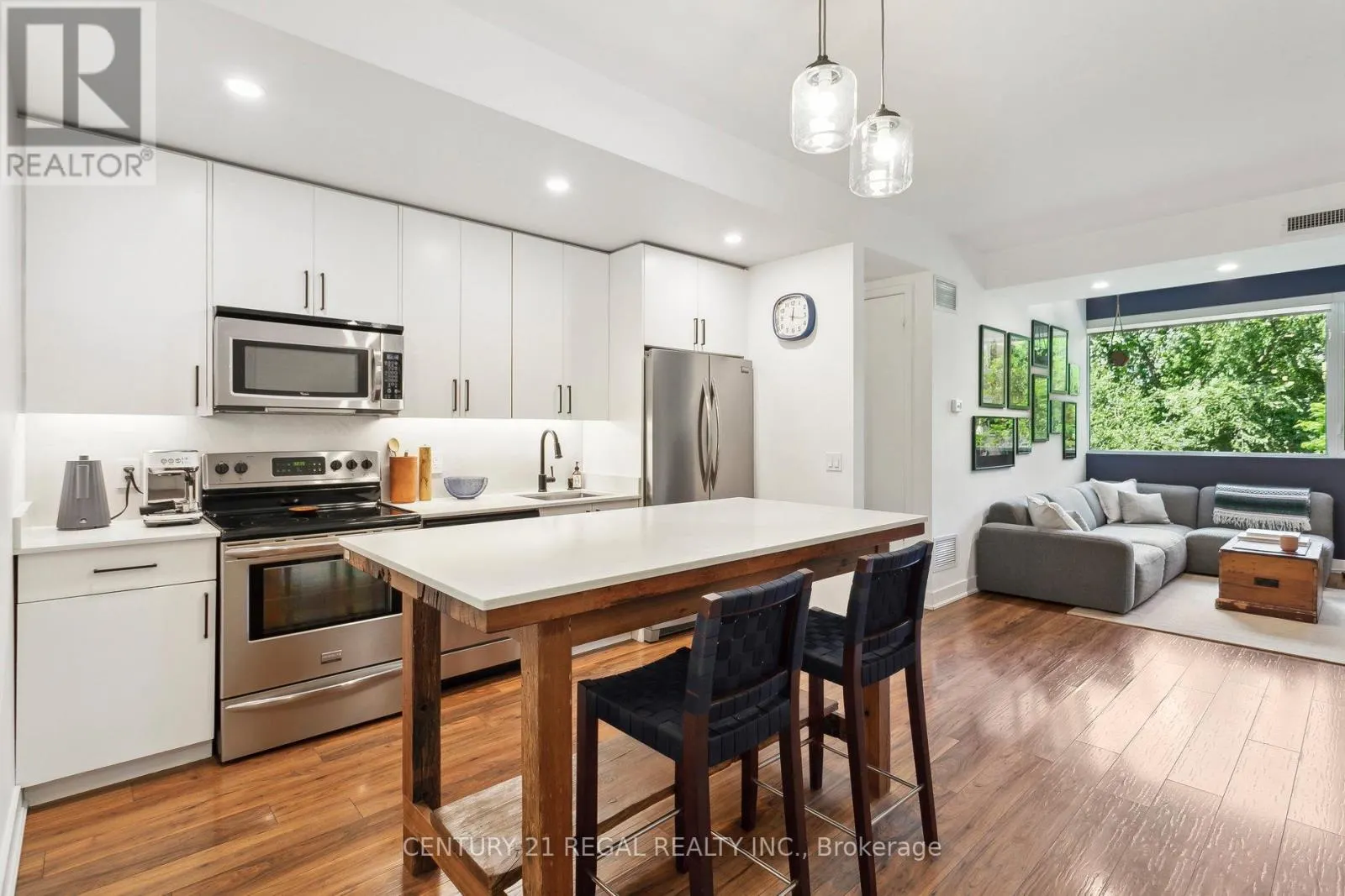 312 - 25 RITCHIE AVENUE