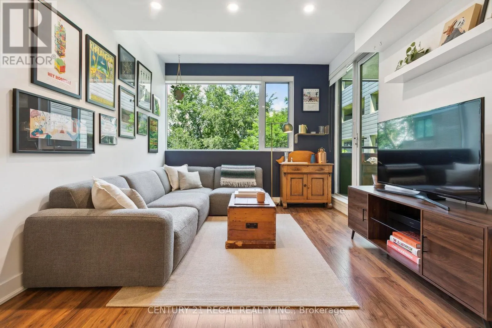 312 - 25 RITCHIE AVENUE