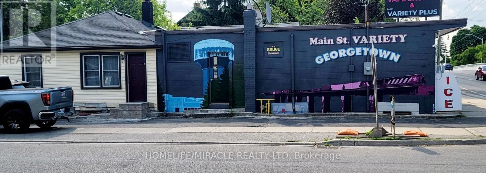 45 MAIN STREET N