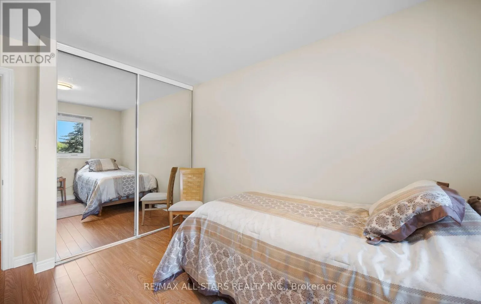 137 CONNAUGHT CRESCENT