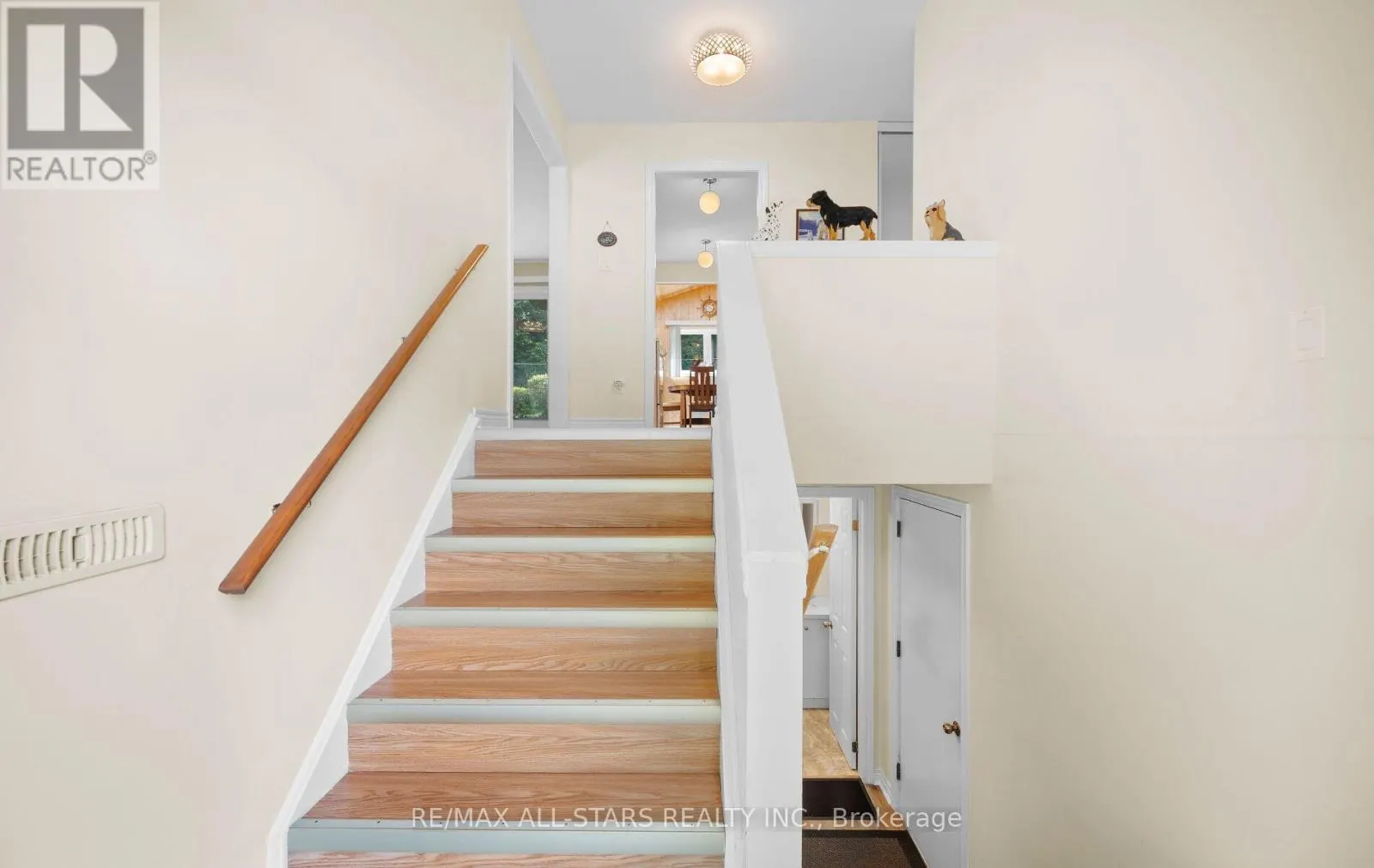 137 CONNAUGHT CRESCENT