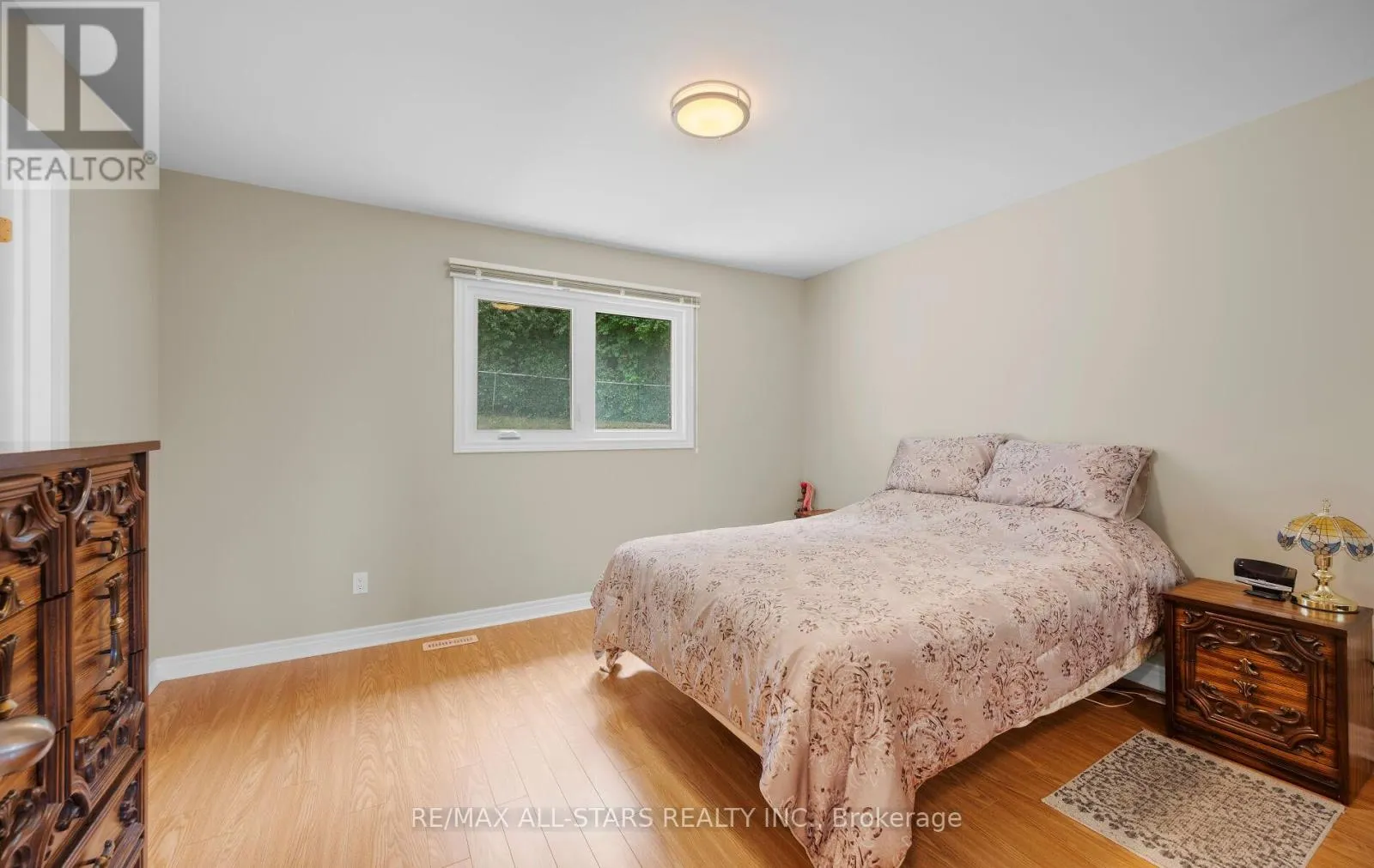 137 CONNAUGHT CRESCENT