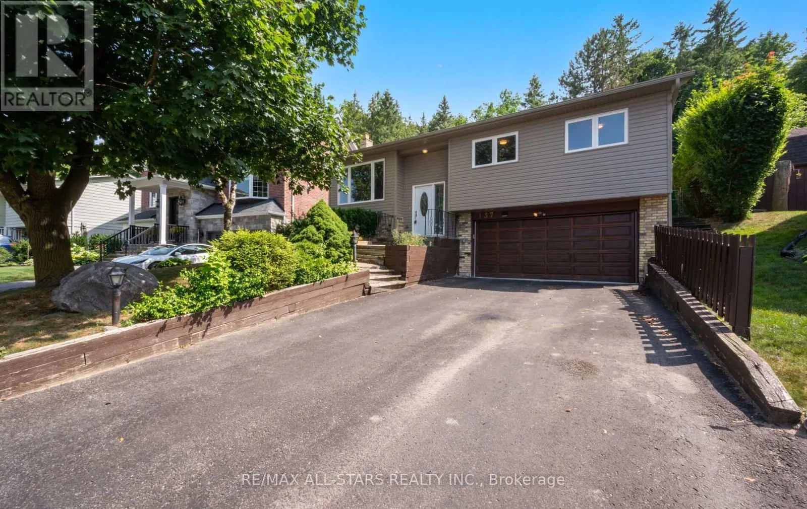 137 CONNAUGHT CRESCENT