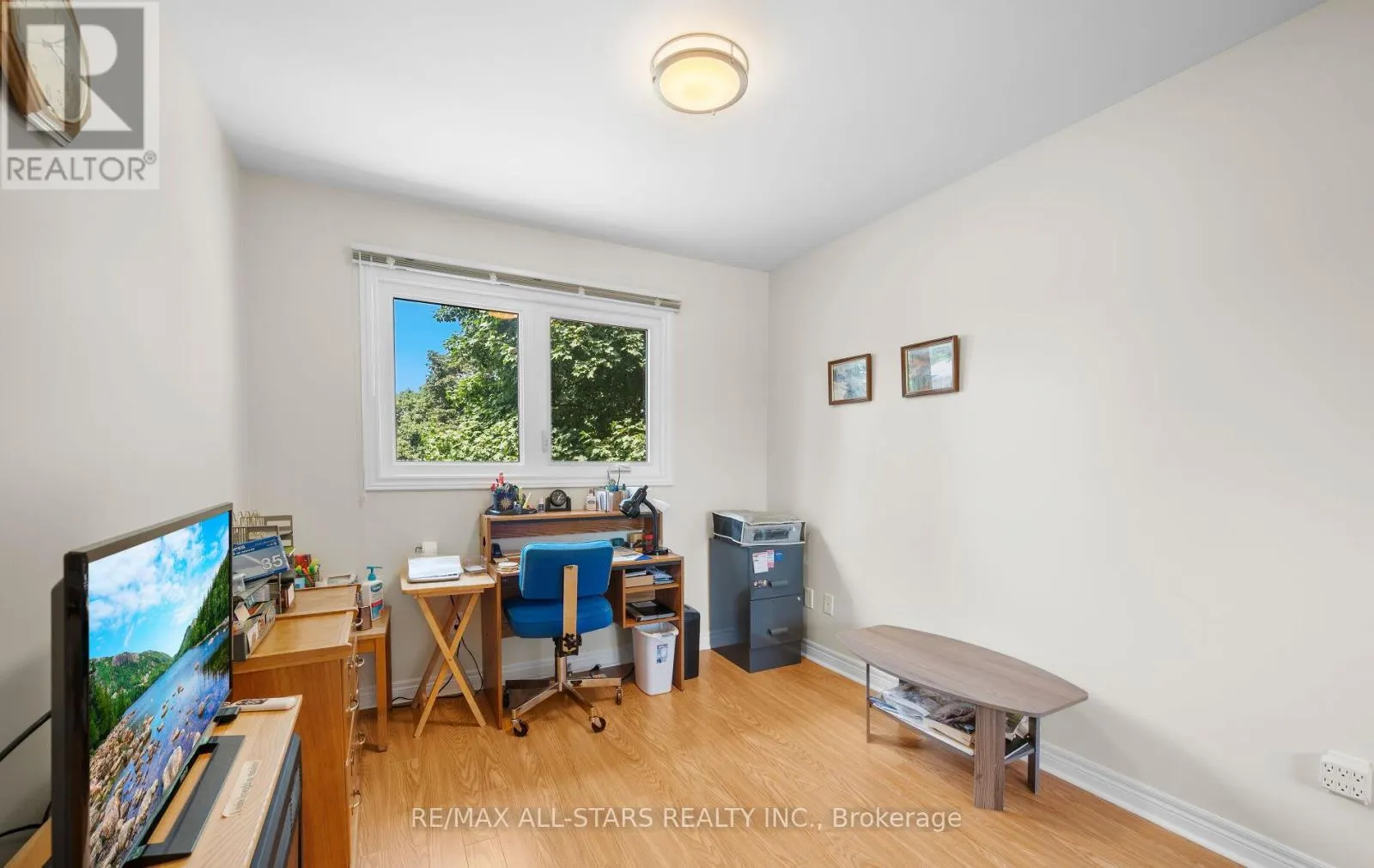 137 CONNAUGHT CRESCENT