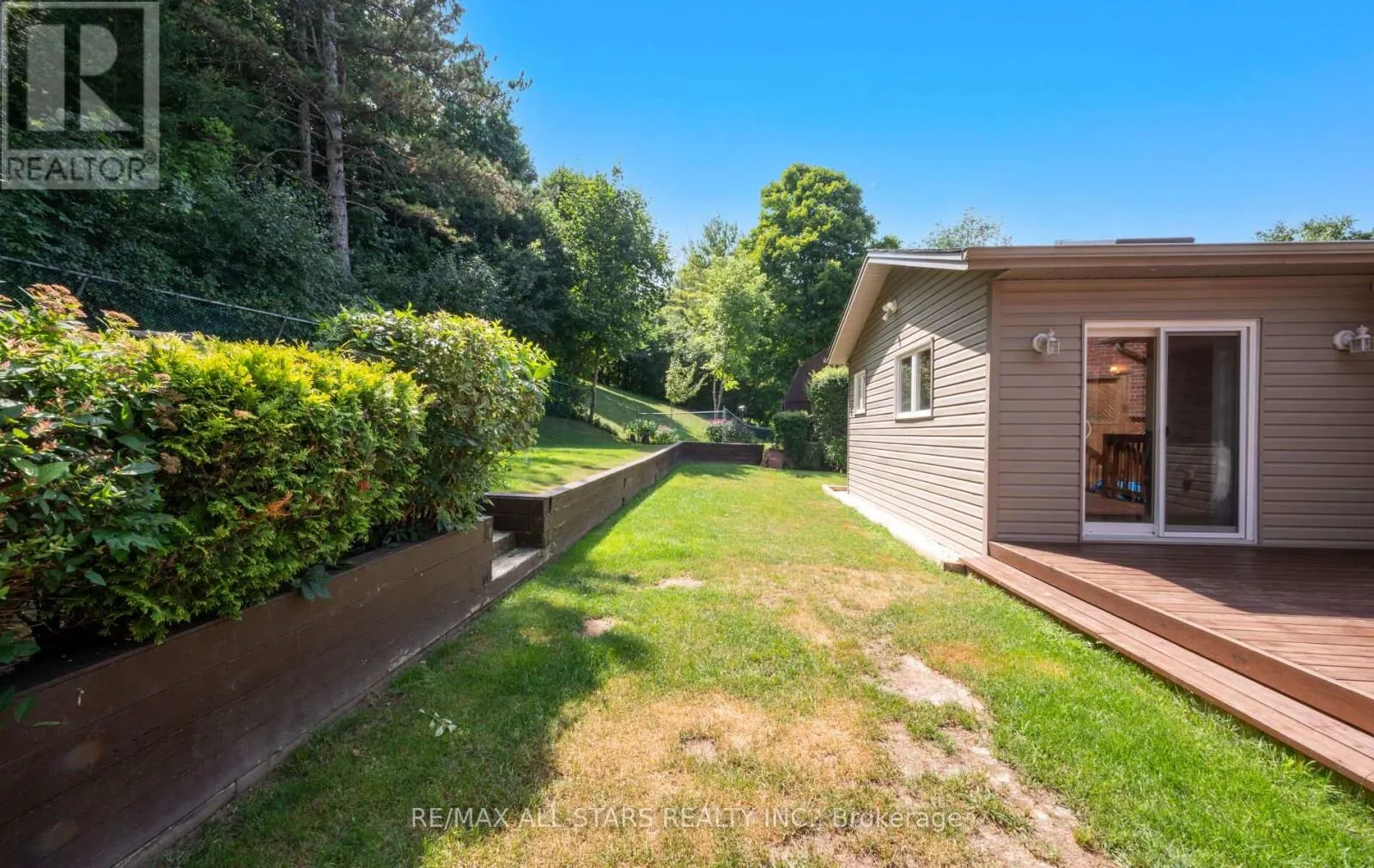 137 CONNAUGHT CRESCENT