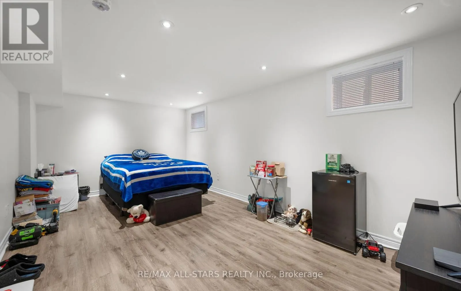 137 CONNAUGHT CRESCENT