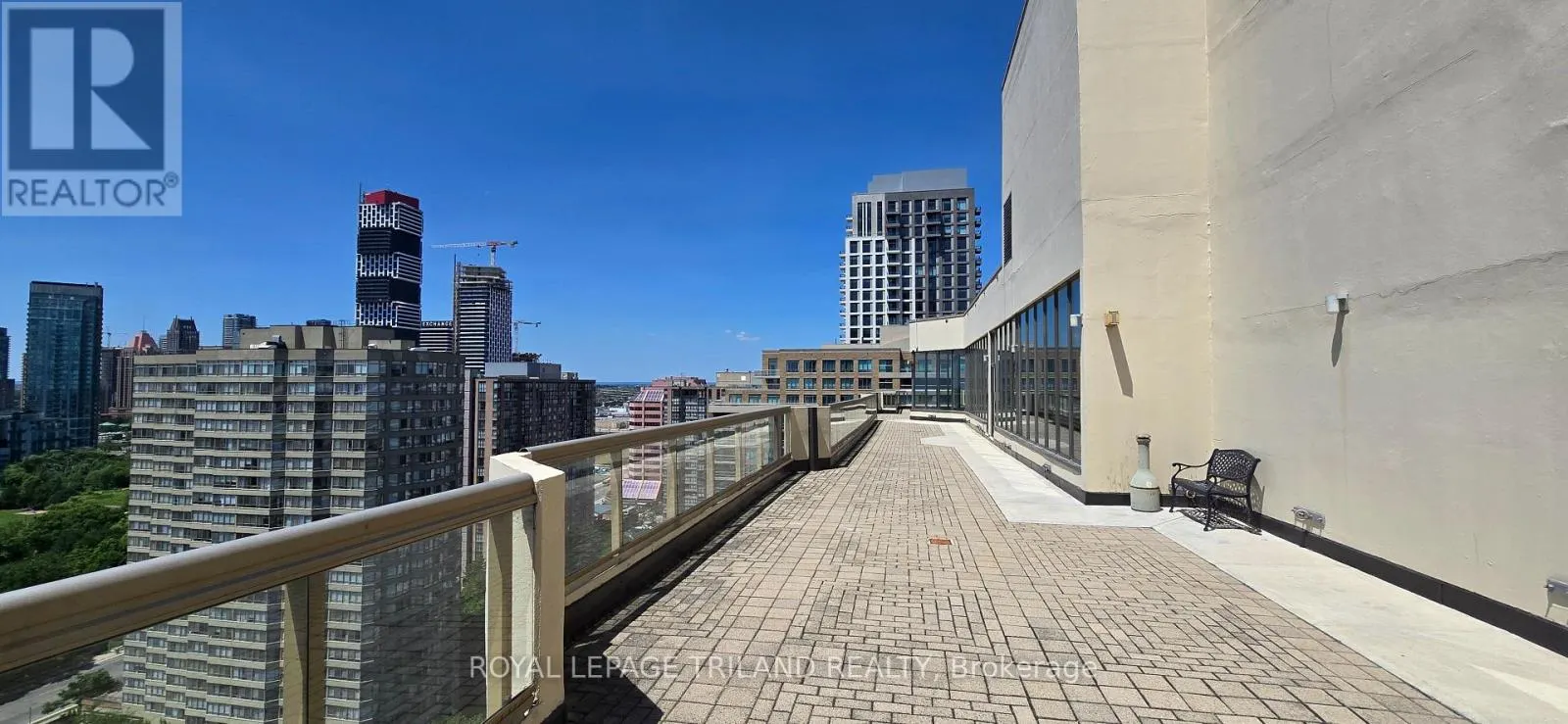 711 - 55 ELM DRIVE W, #711