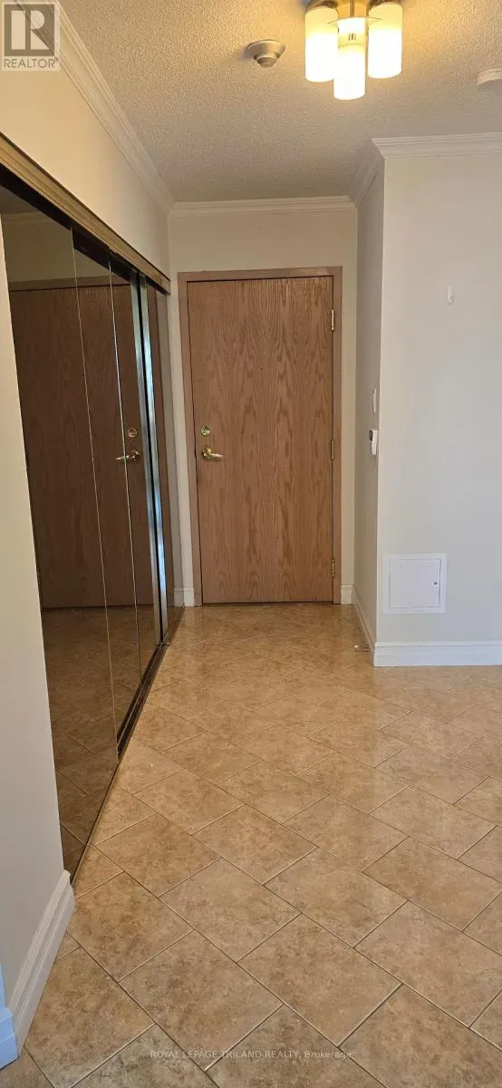 711 - 55 ELM DRIVE W, #711