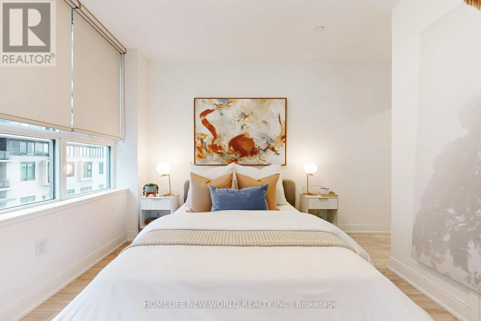204 - 65 ANNIE CRAIG DRIVE