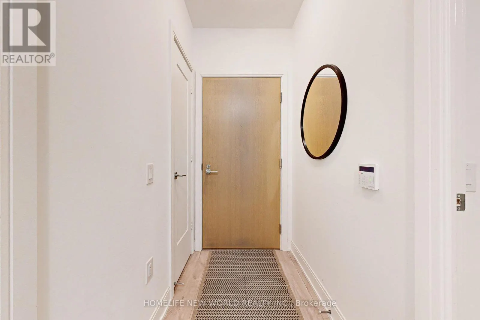 204 - 65 ANNIE CRAIG DRIVE
