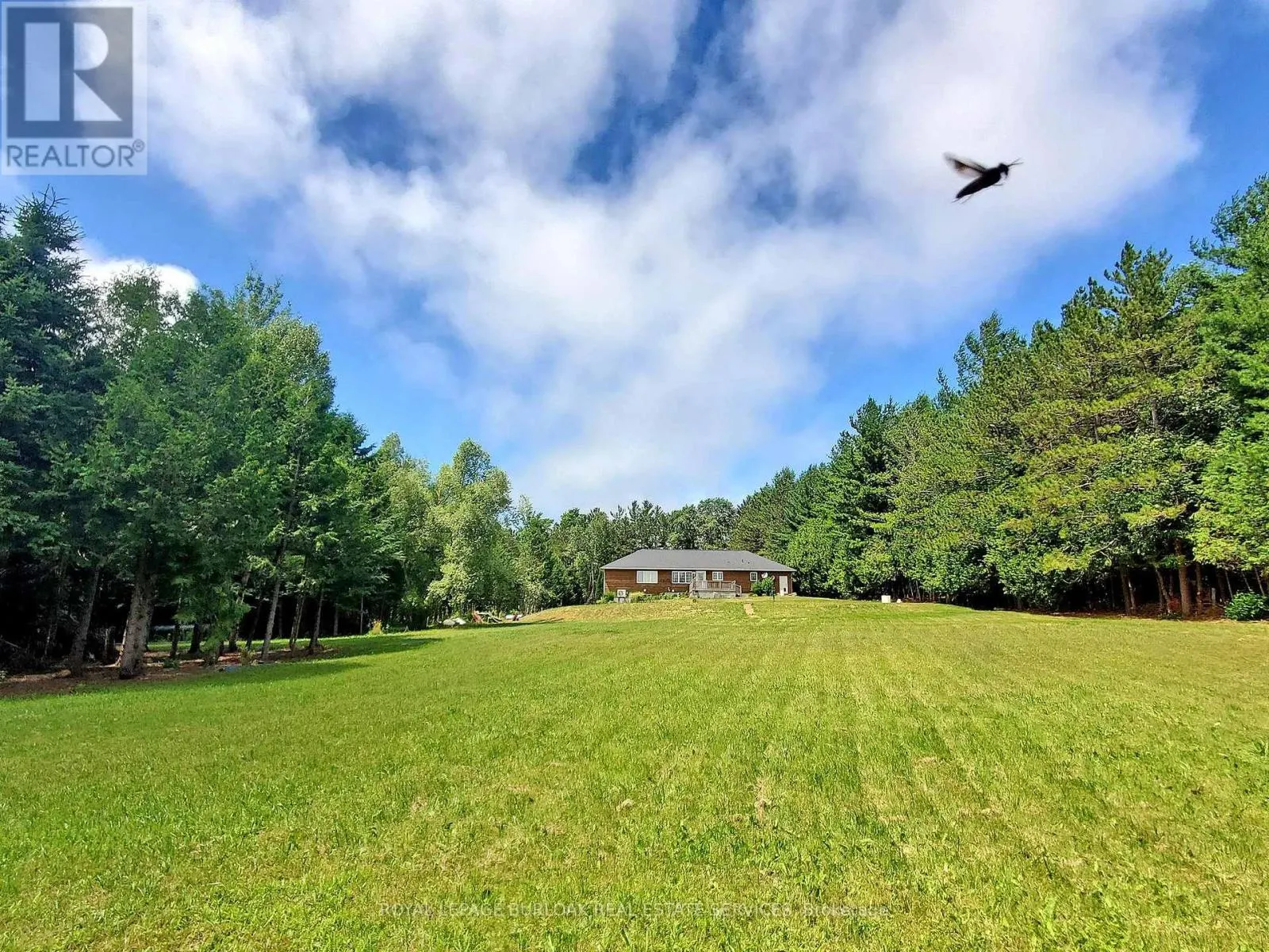 569 HIGHPOINT SIDE ROAD