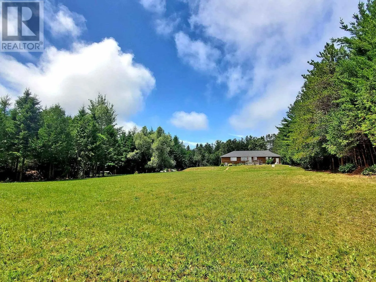 569 HIGHPOINT SIDE ROAD