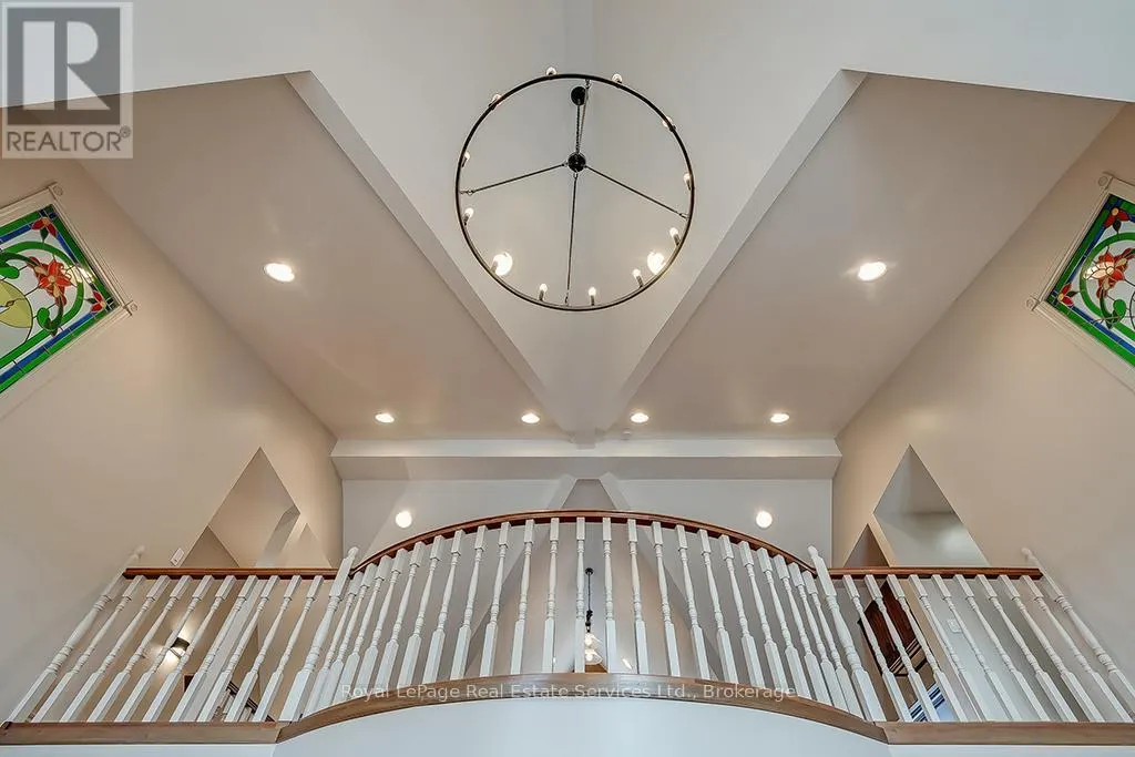 6 TURTLE LAKE DRIVE