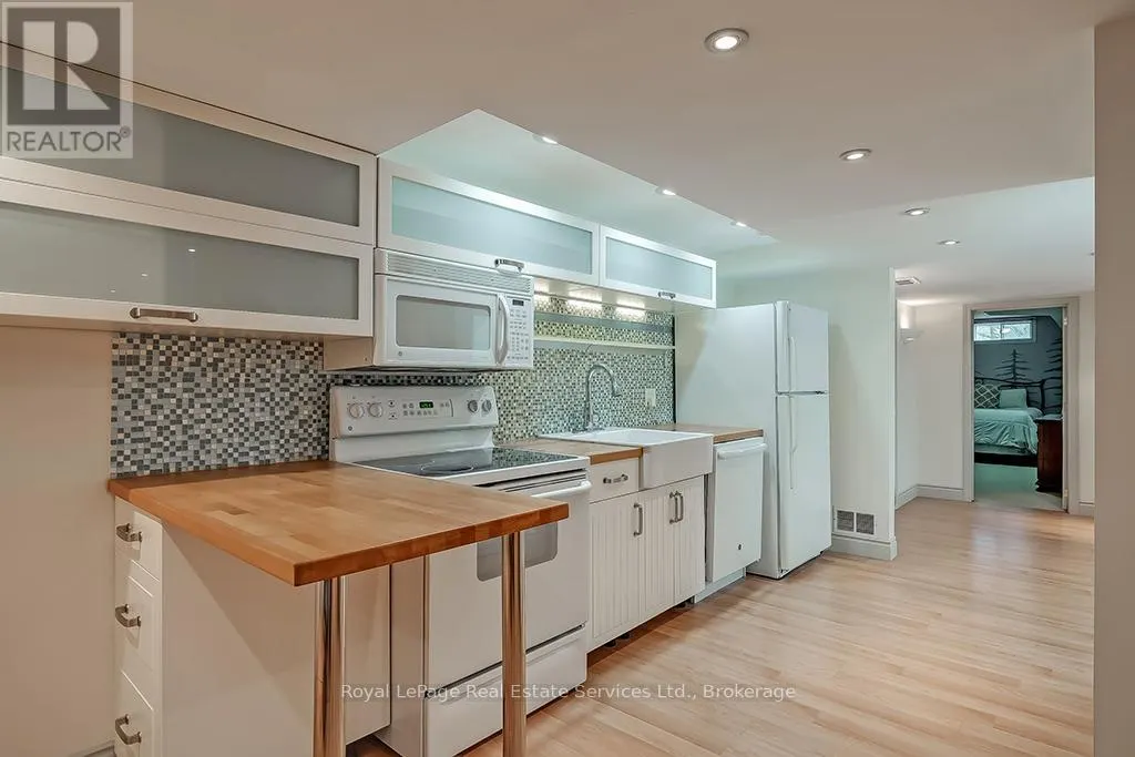 6 TURTLE LAKE DRIVE