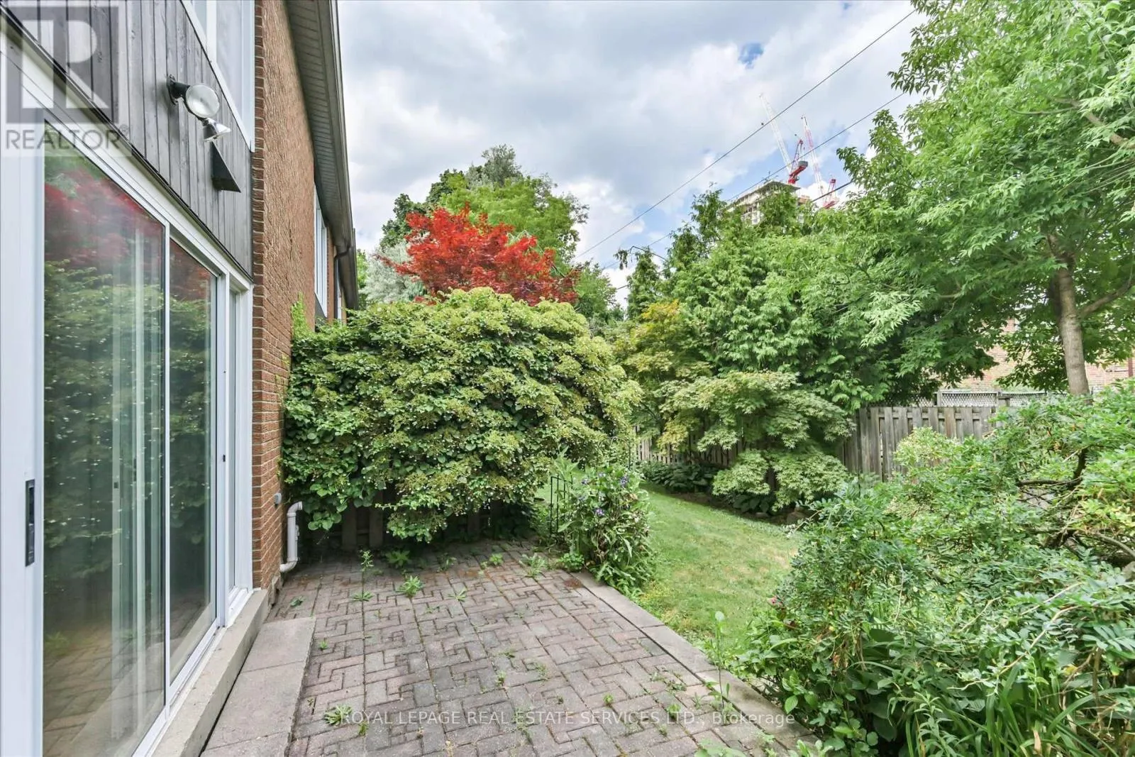 33 - 1395 ROYAL YORK ROAD