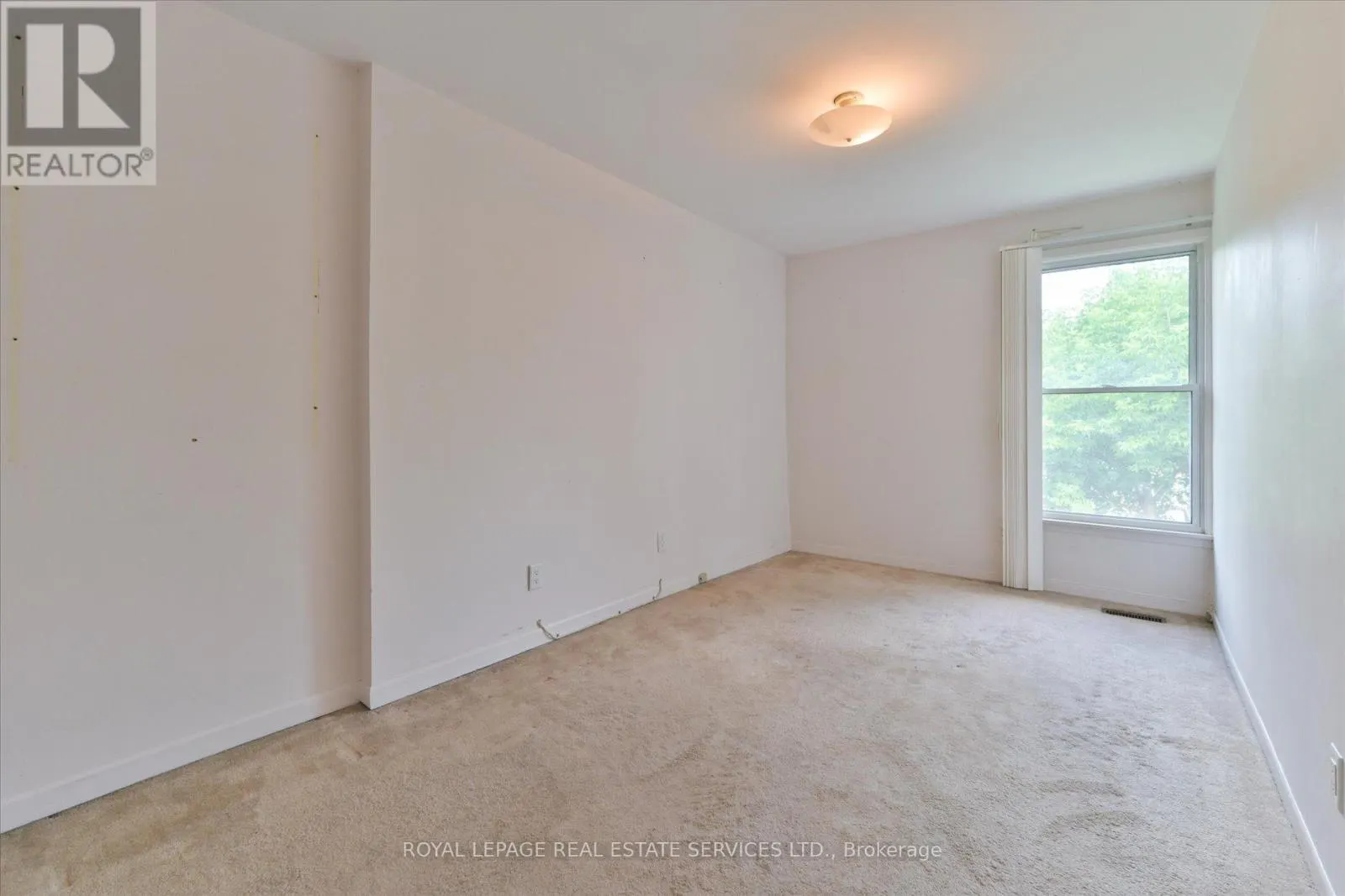 33 - 1395 ROYAL YORK ROAD