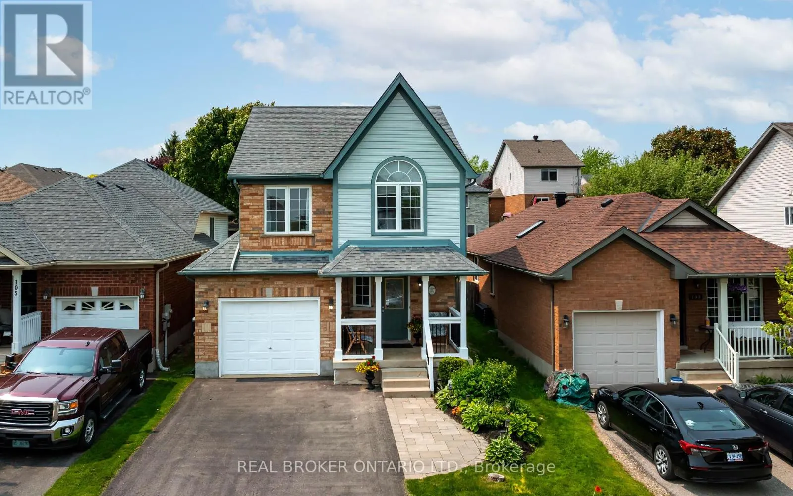107 GLENGARRY ROAD