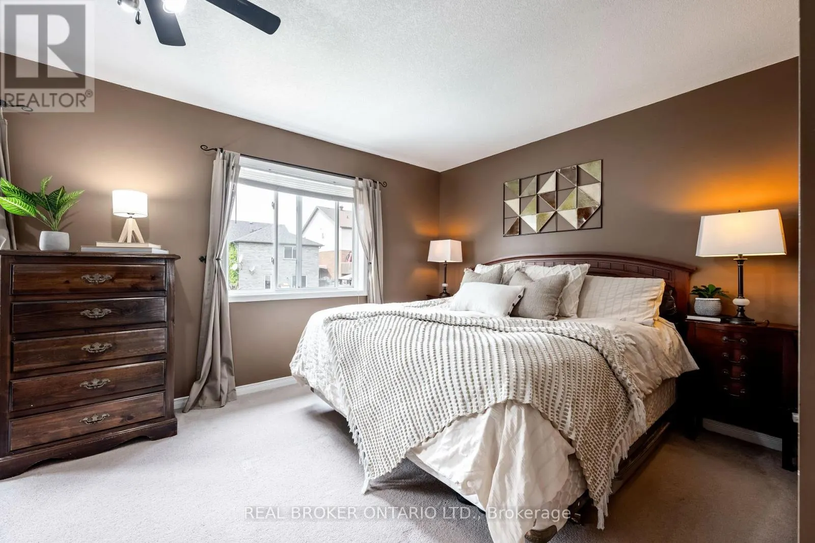 107 GLENGARRY ROAD
