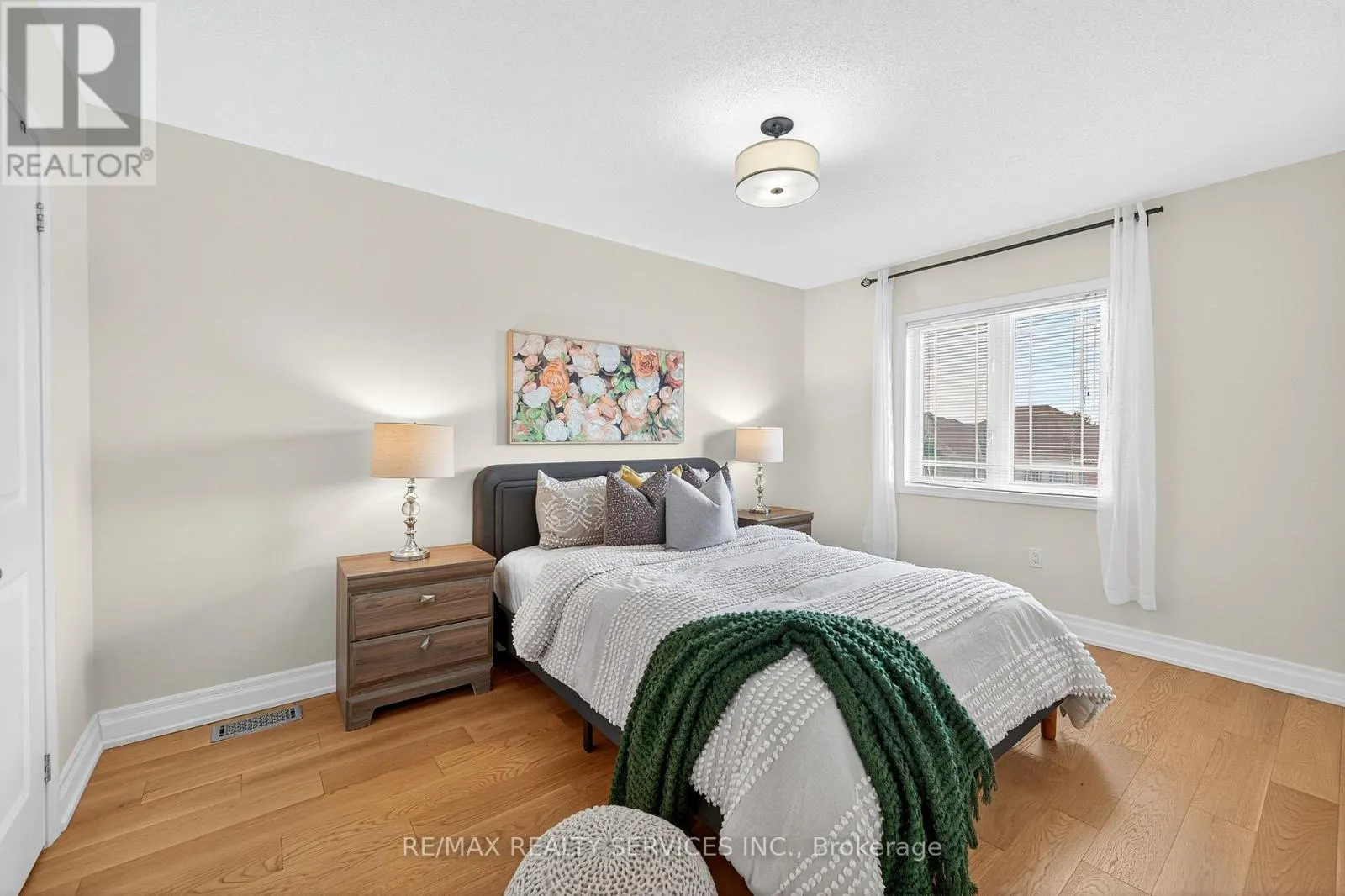 7 ALNWICK AVENUE