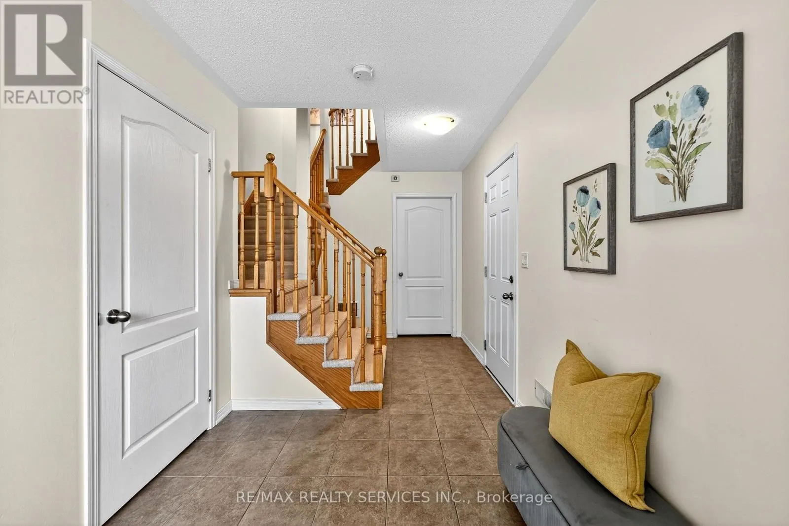 7 ALNWICK AVENUE