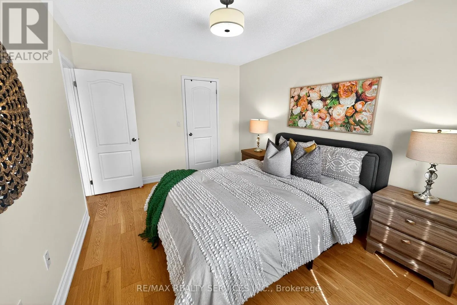 7 ALNWICK AVENUE