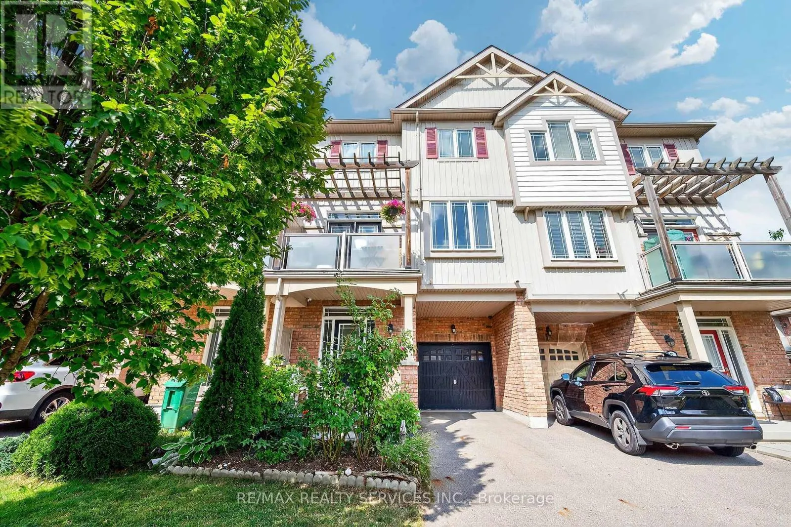 7 ALNWICK AVENUE