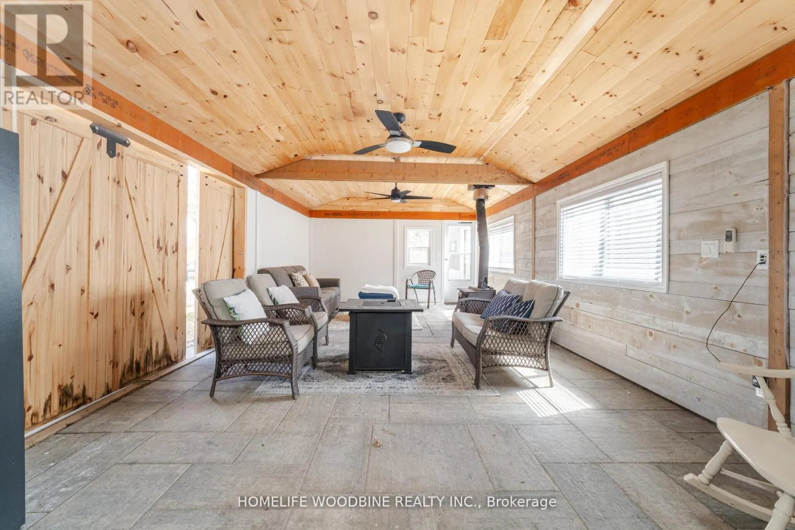5 STOCKMAN CRESCENT